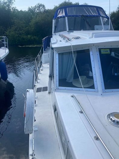 Broom Motor Cruiser