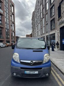 Opel Vivaro Camper Van