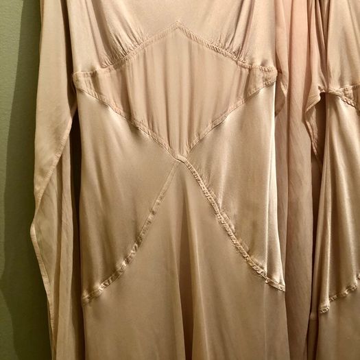 Beautiful Bridesmaid or wedding dress 1 NO. Ghost London Taylor Bridesmaid Dress (Oyster Colour) + FREE FULL LENGTH Cover 60%+ REDUCTION on RRP