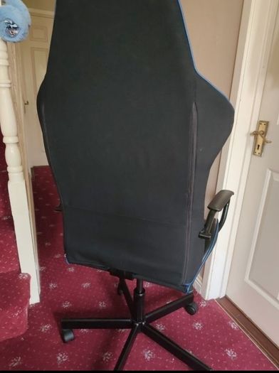 Gaming chair