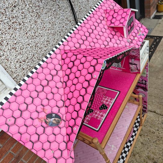 Free Barbie House - Please Read