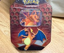 Pokemon Hidden Fates: Charizard GX Tin