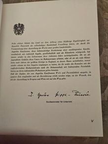 Angelika Kauffmann Und Ihre Zeitgenossen. First Edition Paperback In Good Condition. See Photos For Same.