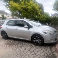 2010 Toyota Auris