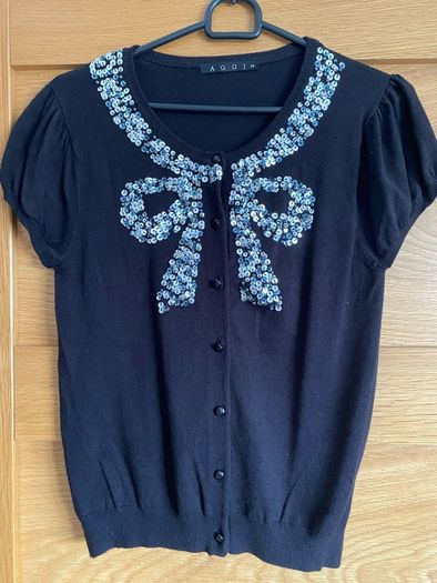 Short sleeve knit top