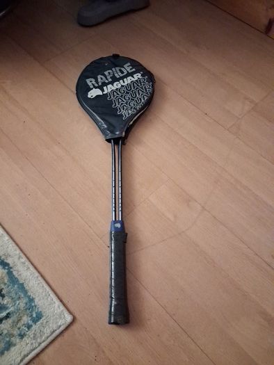 Badminton racquet