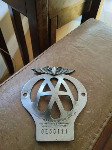 Vintage AA Babges . Can sell individually. 15 euros each.