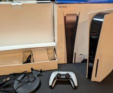 PlayStation 5 Disc Edition