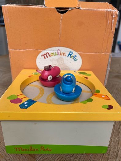 Vintage windup musical box by Moulin Roty