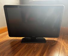 43' Philips television