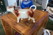 Cow creamer jug