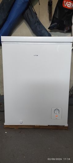 Chest Freezer Logik 142L  Excellent Condition 100.00