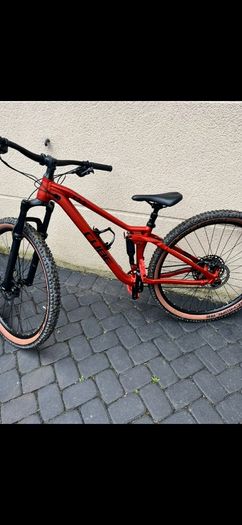 full suspension mountain bike