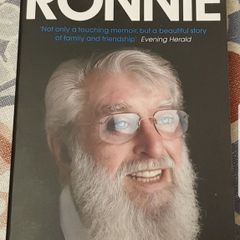 Ronnie: The Official Autobiography Of Ronnie Drew by Ronnie Drew