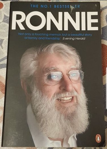Ronnie: The Official Autobiography Of Ronnie Drew by Ronnie Drew