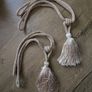 2 Tassel tie backs - gold color Image 2