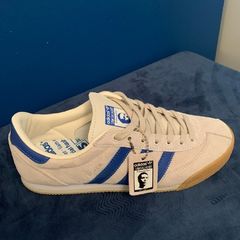 Oasis - Adidas "Gallagher" Trainers size 9