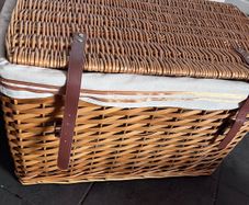 Wicker basket