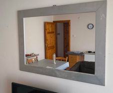 wall mirror