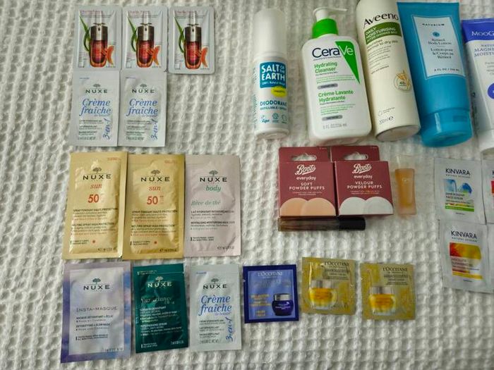 Cosmetics lot
