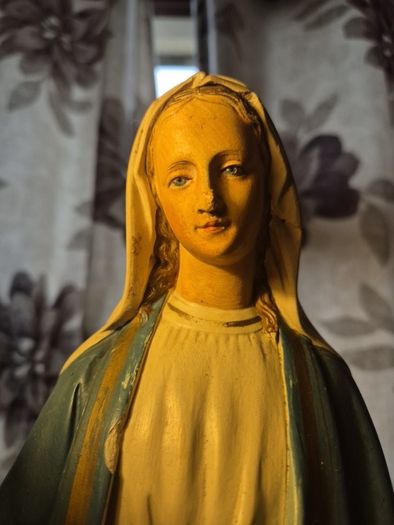 Vintage Statue of Mary. Mary Shrine Statue. Holy Statue.