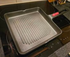 BRA Infinity Ribbed Grill pan 28x28cm