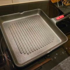 BRA Infinity Ribbed Grill pan 28x28cm