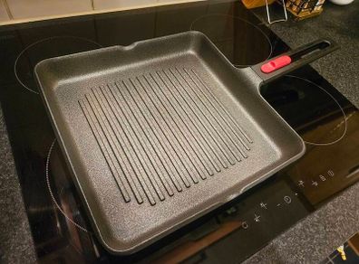 BRA Infinity Ribbed Grill pan 28x28cm