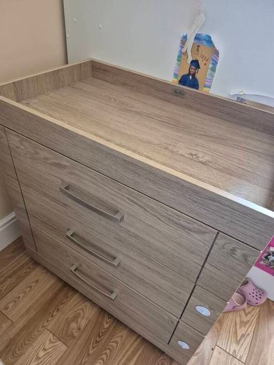 3 drawer chest - oak