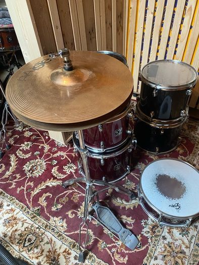 Gretsch Blackhawk Drums and extras