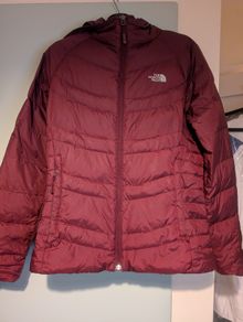 The North Face Down Hooded Puffer Jacket. Size M Medium.