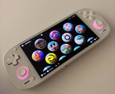 Retroid RP5 White Bundle Set