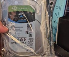 Skyhawk surveilance 4TB