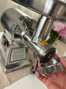 New 220v 1100w commercial Electric Meat Mincer Portable Chopper Blender Food Processors heavy  duty 17kg machine