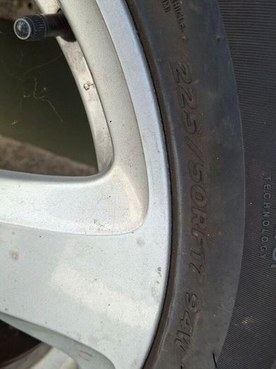BMW alloy wheels x3.   Size 225/50R17