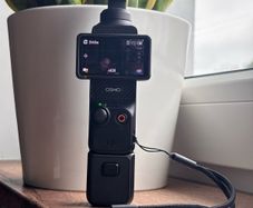 Like new osmo pocket 3 refurbished purchased from dji directly in February 2026 still on warranty