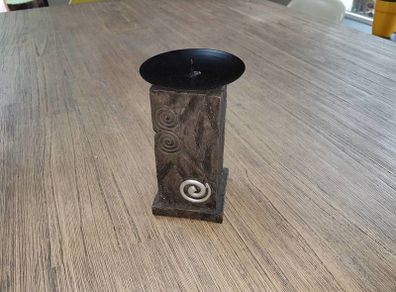 Candle holder