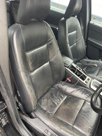 Volvo S40 or V50 breaking for parts