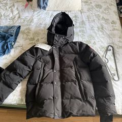 Canada Goose Wyndham parka