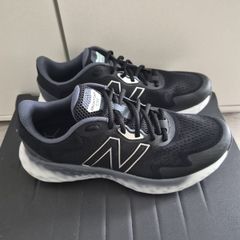 New Balance Shoes Size 9 UK