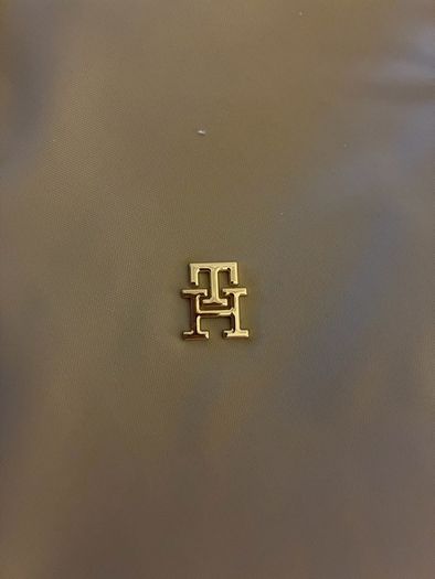 Tommy Hilfiger bag