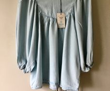 Womens denim top BNWT, (10)