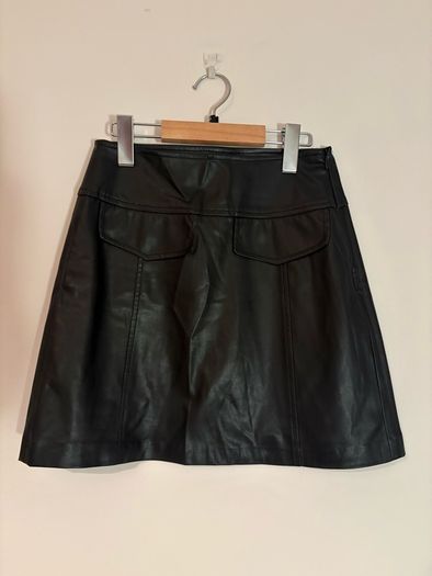 Black skirt