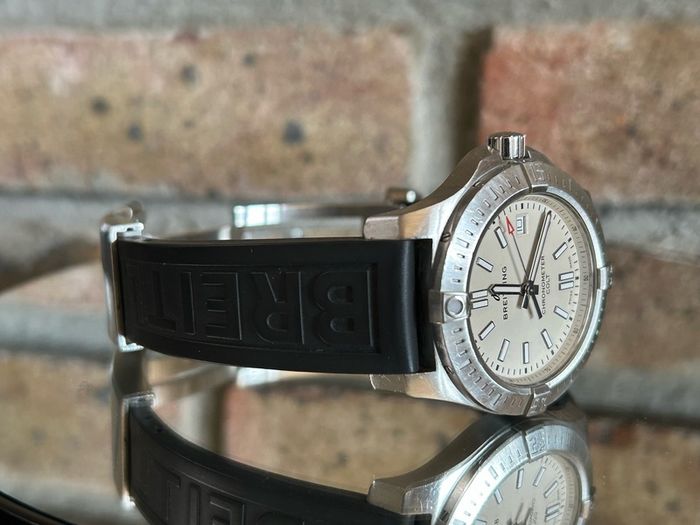 Breitling Colt Chronometer - Mens Wristwatch
