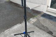 Bike repair stand