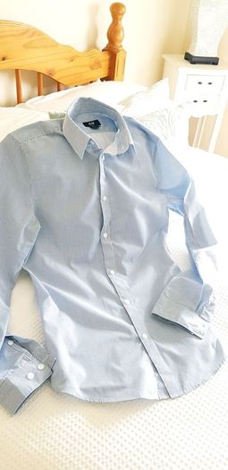 H&M Mens Shirt - Size S