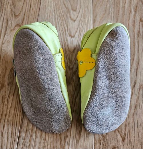 Starchild Baby Shoes Green with Flowers 6-12 Months