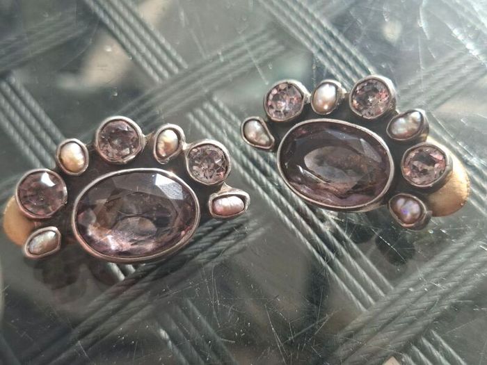 Beautiful pair of Vintage Sterling Silver clip-on Earrings