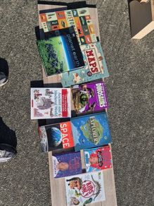 Books of knowledge - science, maps, space...