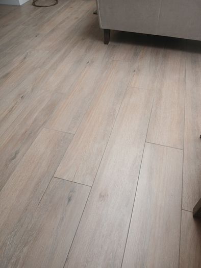 Floor tiles